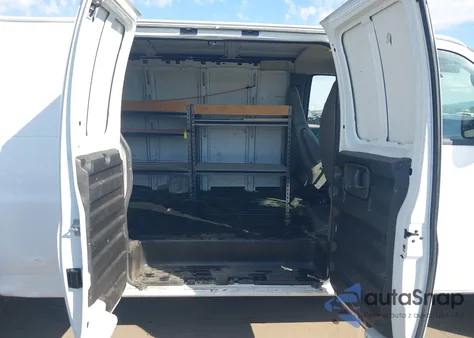 2009 Chevrolet Express 2500 Work Van from USA, damaged, VIN 1GCGG29KX91138761